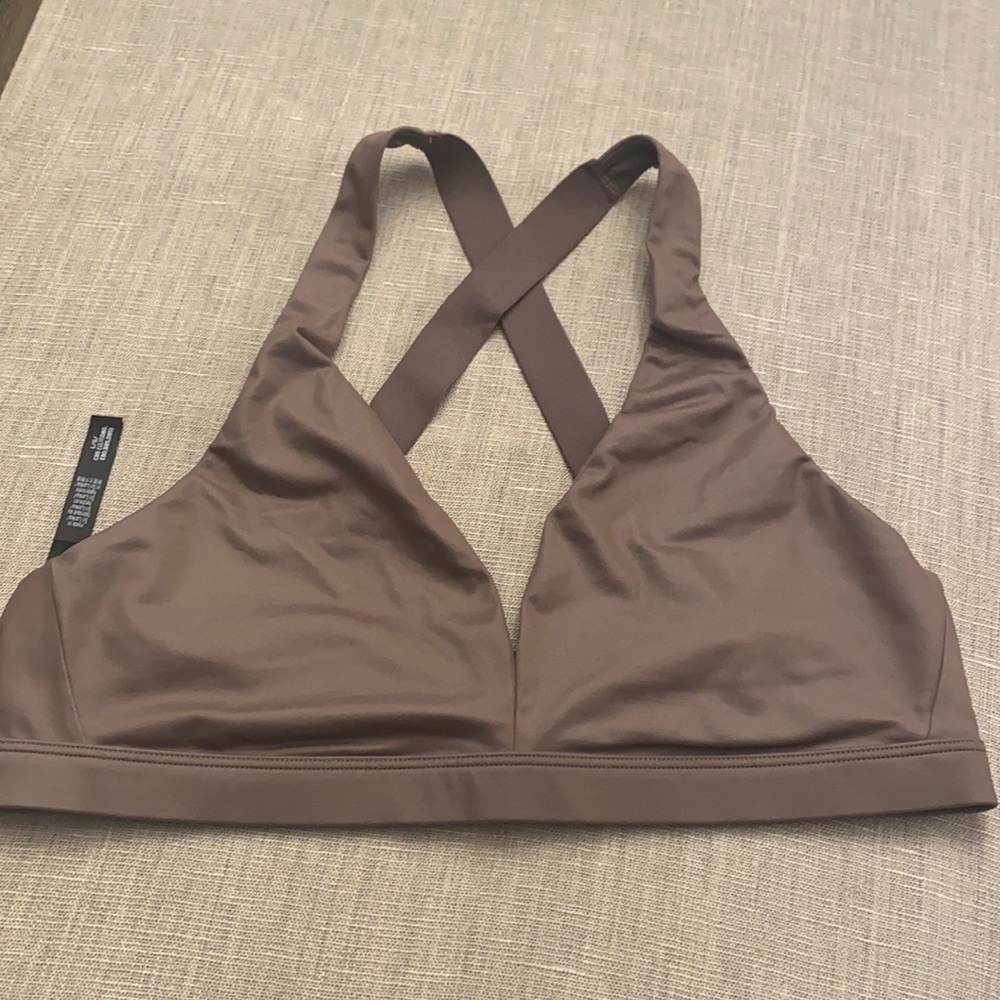 NWOT Victoria's Secret mauve pearl sports bra